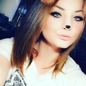 Meet your Posher, Monica